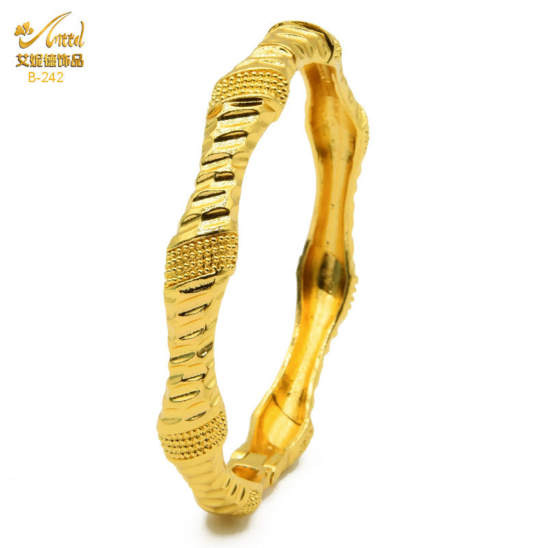 Renevo Middle East Dubai Copper Alloy Bracelet Hot Selling Ladies Alluvial Gold Bracelet Bangles Source in Stock Lot