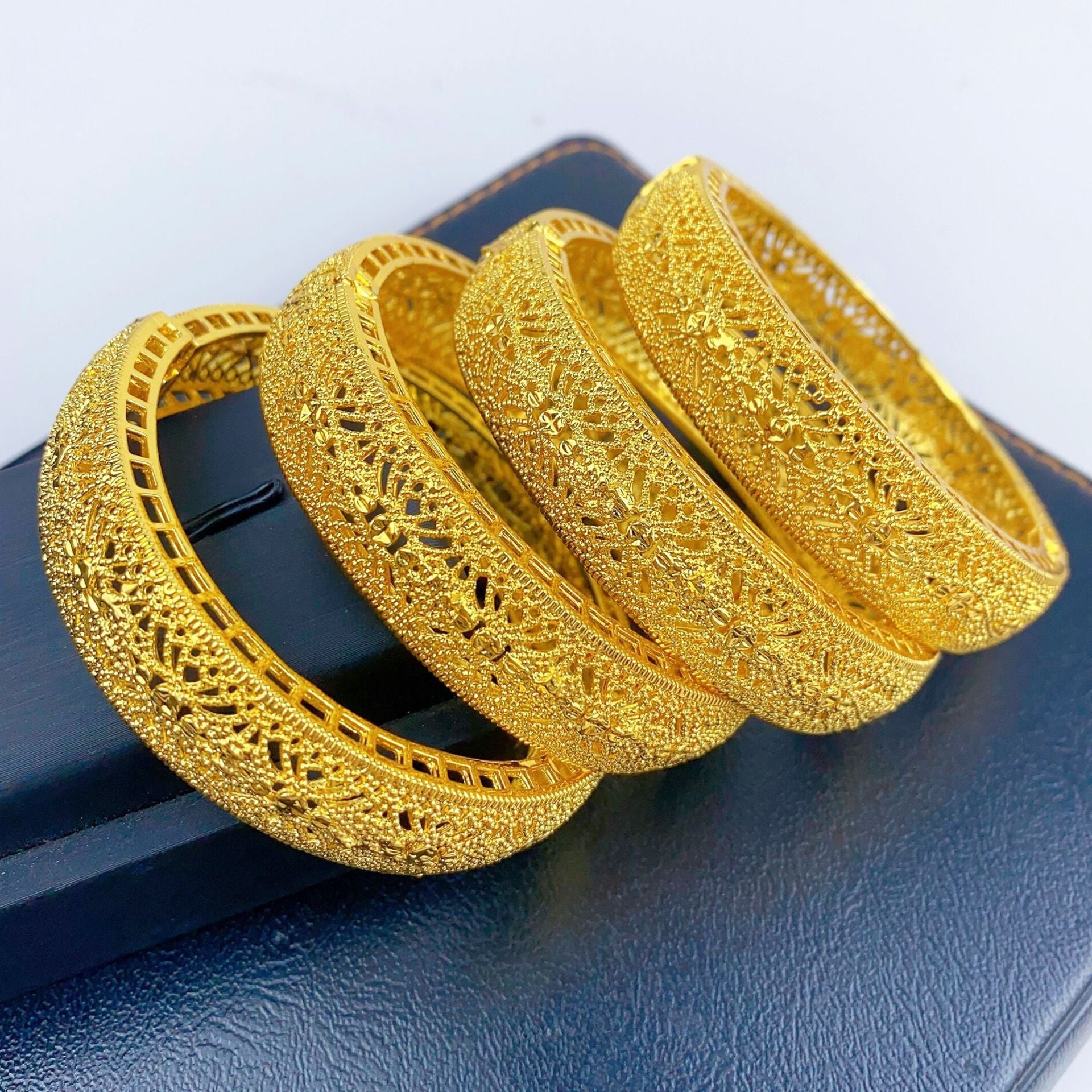 Renevo Fashion Dubai Bride 24K Gold-Plated Bracelet Nigeria Bride Wedding Jewelry Bracelet in Stock