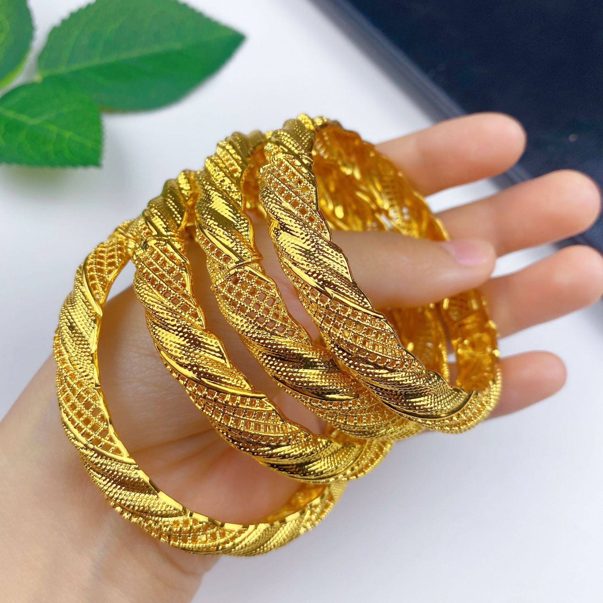 Renevo Dubai Wedding India Nigeria Women's Bride Alluvial Gold Bracelet 24K Gold Plated Bracelet Ornament