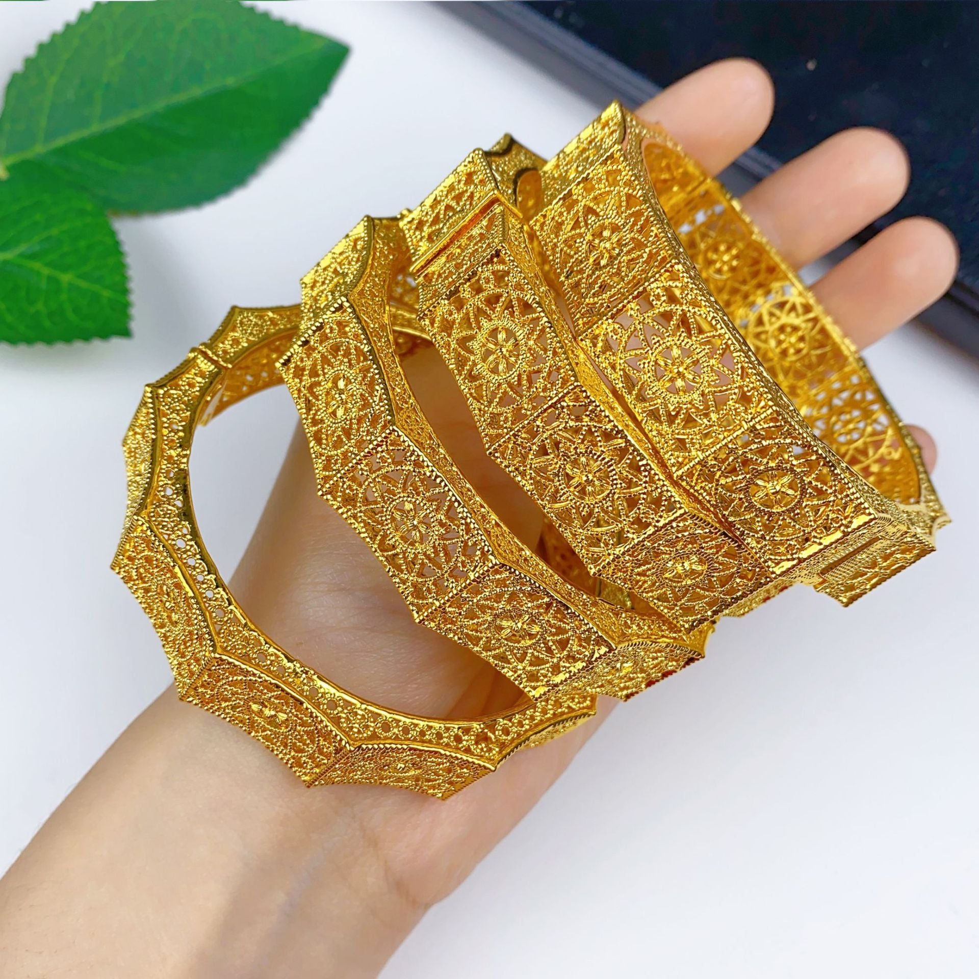 Renevo Dubai Wedding India Nigeria Women's Bride Alluvial Gold Bracelet 24K Gold Plated Bracelet Ornament