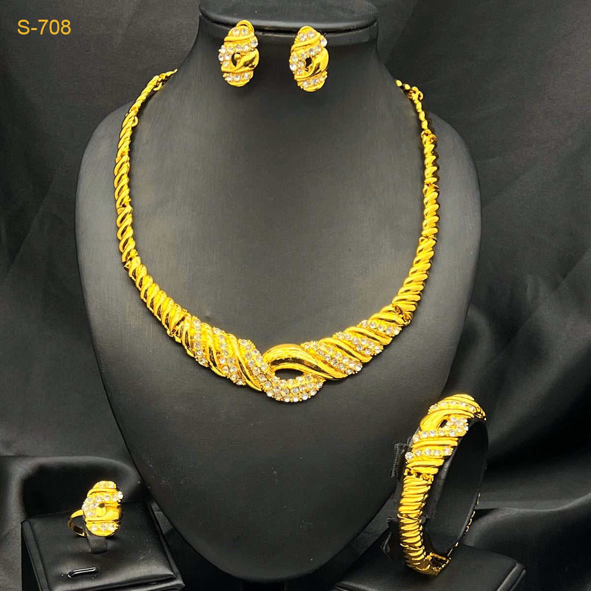 Renevo 24K Dubai Gold Copper Alloy Material African Popular Exaggerated Necklace Earring Bracelet Four-Piece Ring Set