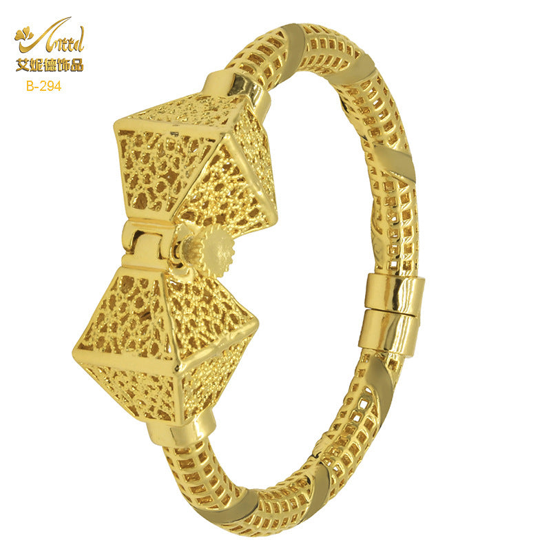 Renevo Hot Sale Gold Plated Copper Bracelet 24K Bride Devil's Eye Jewelry Dubai Ladies' Pendant Hollow Bracelet