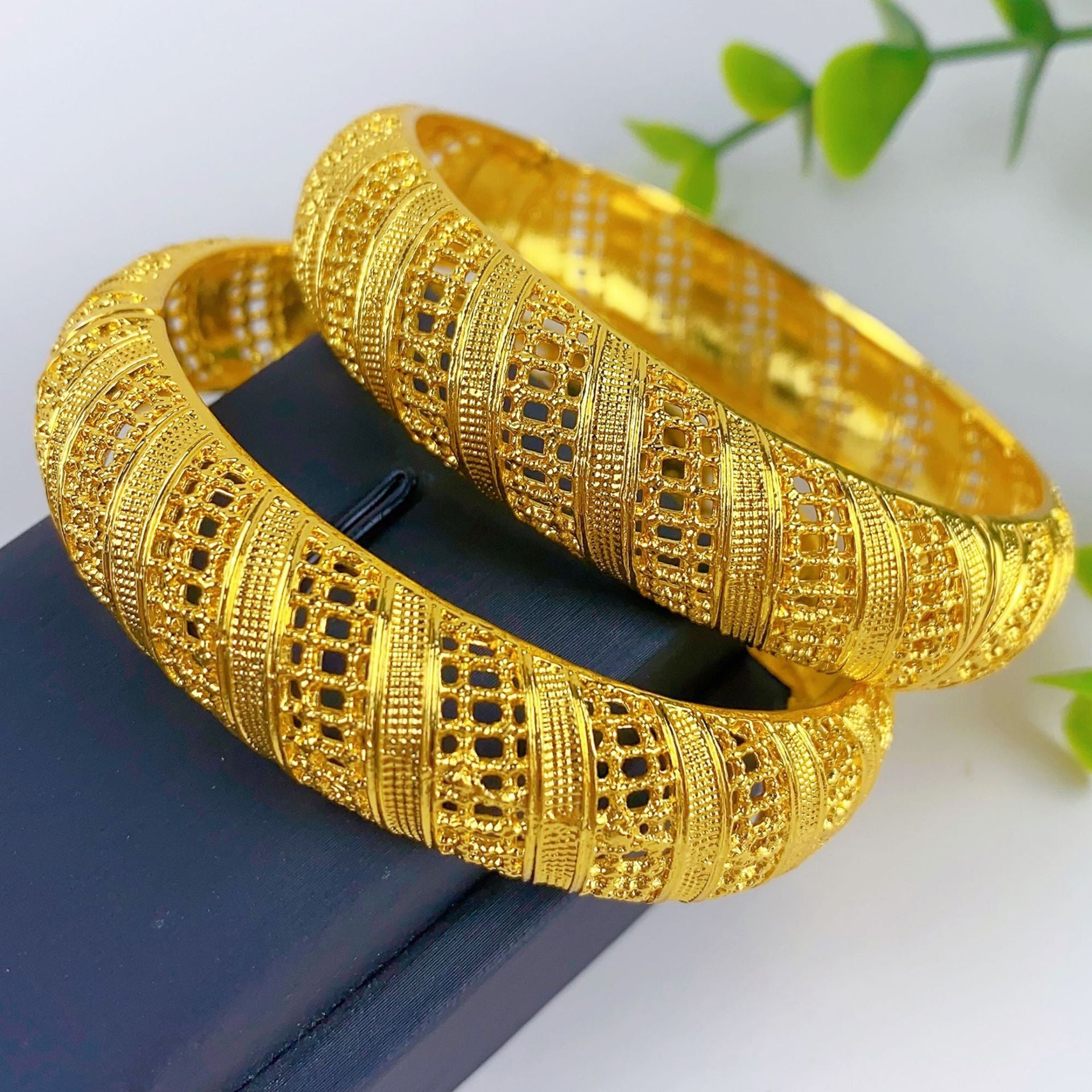 Renevo Fashion Dubai Bride 24K Gold-Plated Bracelet Nigeria Bride Wedding Jewelry Bracelet in Stock